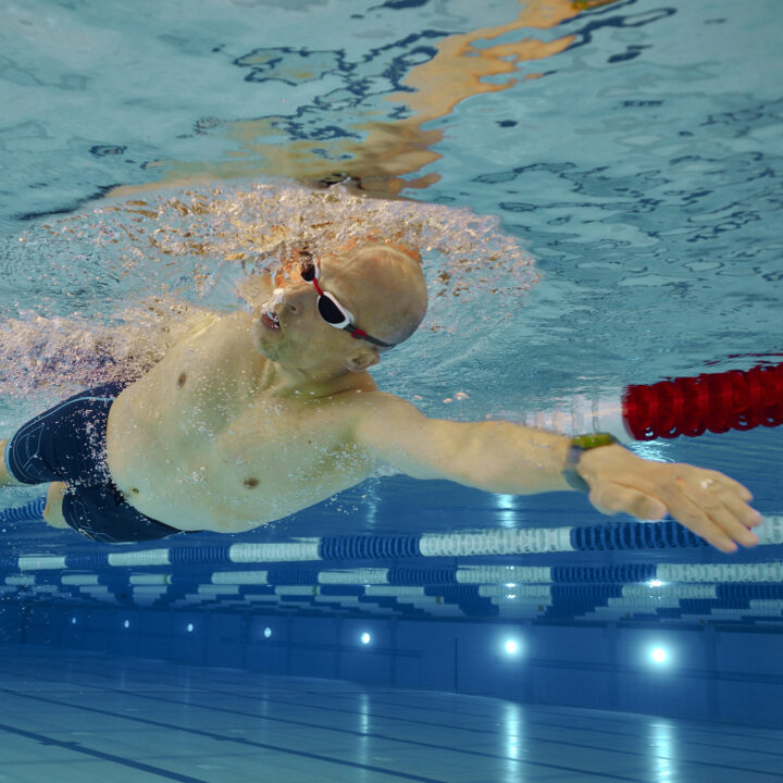 Sportliches Schwimmen
